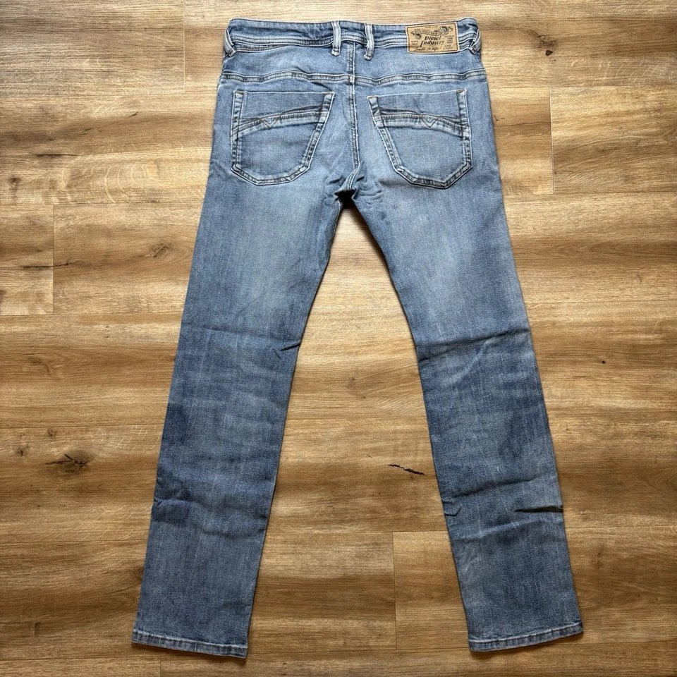 Diesel Jeans Men 31x32 Blue Iakop Regular Slim Taper Stretch Distressed RM010 - Image 3 of 4