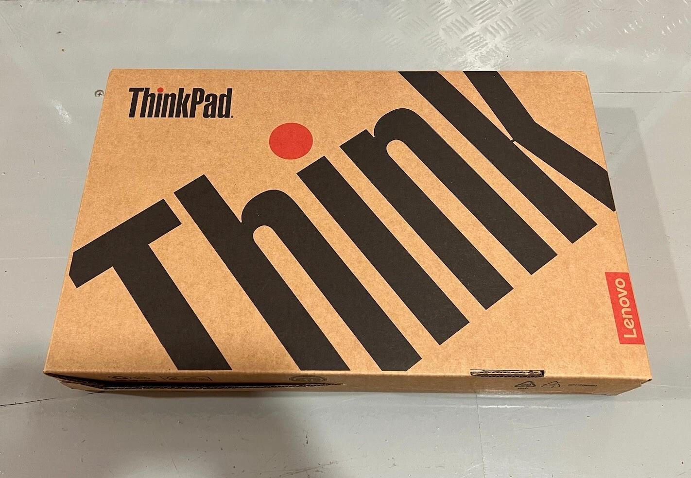 Lenovo ThinkPad X1 Extreme Gen 5 i7-12700H GeForce RTX 3050 8GB RAM 256GB SSD