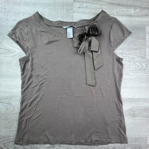 H&M Blouse Womens Medium Top Gray Cap Sleeve Rose Petal Bow Accent Shoulder