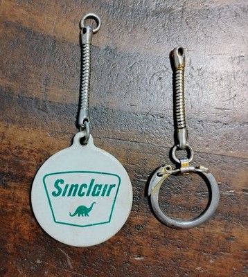 Vintage Sinclair Oil Keychain Dino Jordan's Station Brownfield Texas