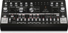 Behringer TD-3-BK Analog Bass Line Synthesizer with VCO VCF 16-Step Sequencer