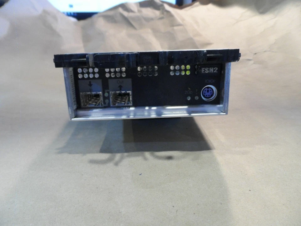 NETAPP 2GB ESH2 CONTROLLER MODULE 65228-05 106-00100+A0 56231-02  - Image 2 of 3