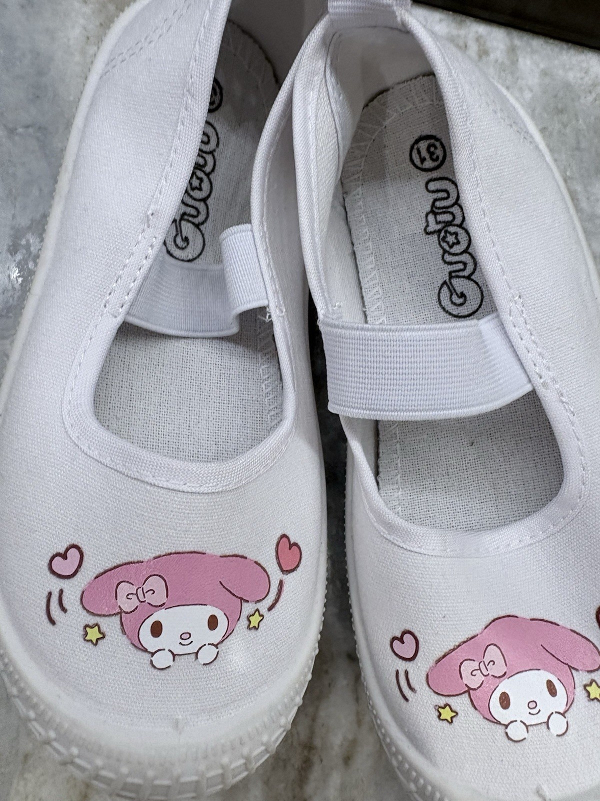 Shoes Sugar Bunnies Hello Kitty House Shoes EUC-image