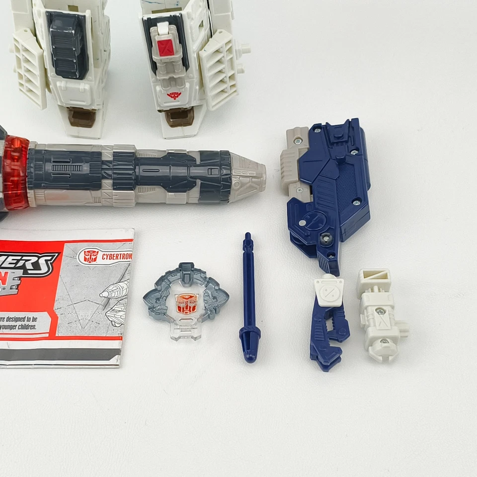 Transformers Cybertron Defensa Alerta Roja Completa Cybertron Ultra Class Foto 2 de 4