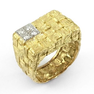 18K Gold & Diamonds Ring 12.3 Grams