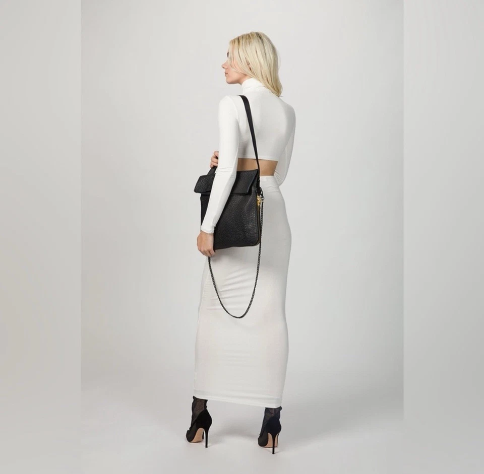 Bolsa tote preta Buffalo Lux couro US$ 935 nova com etiquetas Ampersand As Apostrophe pacote grande - Imagem 4 de 4