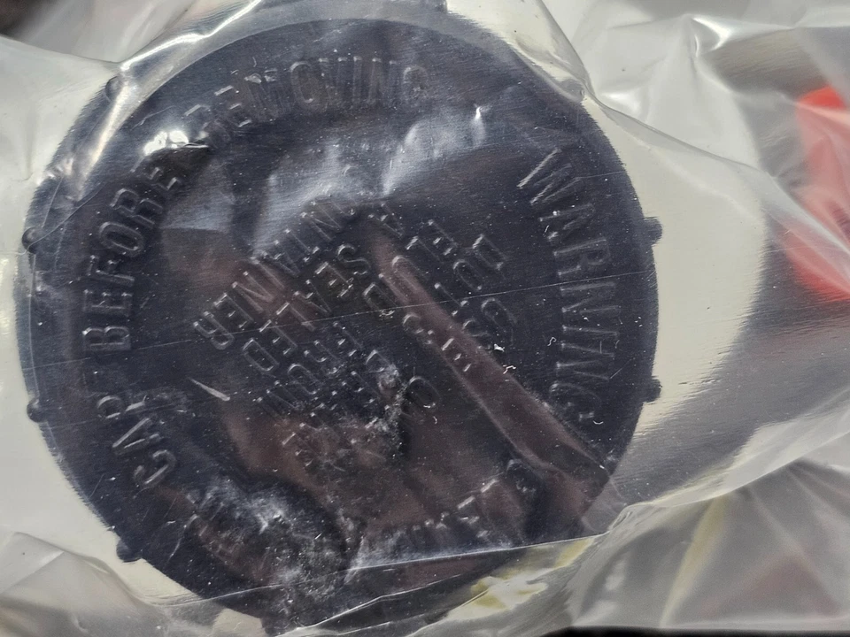 Cilindro maestro de freno Wearever Carquest MCA390317 para Nissan Sentra 200SX Foto 3 de 4