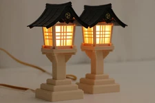 Family crest Tomoe with a black roof  electric lantern-style pair o From Japan