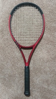 Wilson Clash 100 v2 Tennis Racquet 4 1/4 Grip 2022 Used No Cracks strung