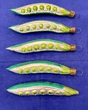 VTG Lot of 5 German Blown Glass Pea Pod Ornaments Matte White/2 Shades of Green