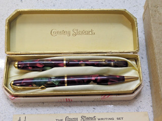 VINTAGE CONWAY STEWART WRITING SET PENCIL FOUNTAIN PEN 14K GOLD NIB