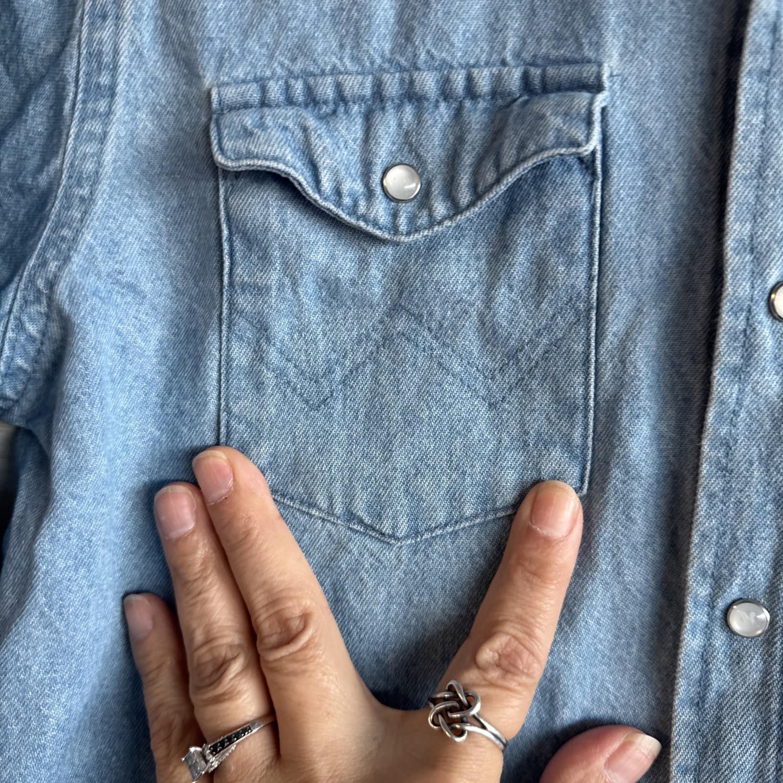 Wrangler Kids Light Denim  Pearl Snap Long Sleeve 10/12 thumbnail 3