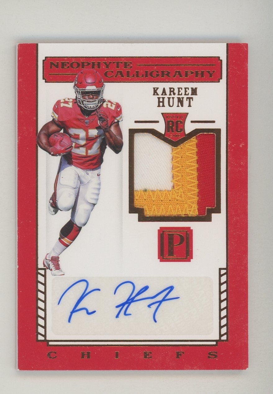 Kareem Hunt Panini Pantheon #114 Neophyte Calligraphy Autograph Relic-Bronze