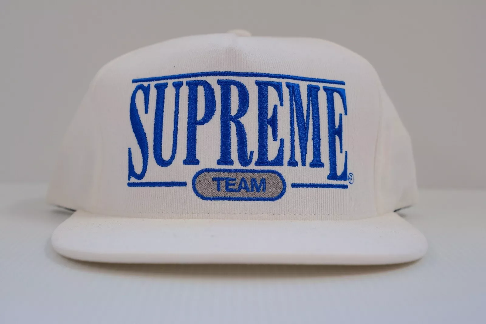 SUPREME SS16 UNIVERSITY 5 PANNEAUX CAPUCHON CORDUROY BLANC NEUF AVEC ÉTIQUETTES