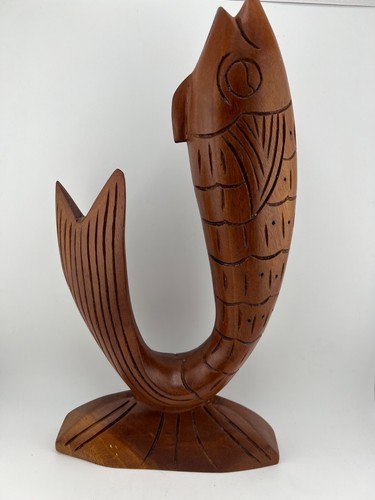 Vintage Hand Carved Brown Wooden Home Decorative Fish Sculpture Animal Figurine