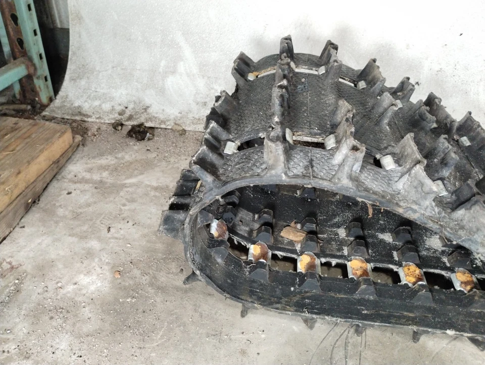 Cinturón de oruga de asalto Polaris Switchback 800 2013  Foto 2 de 4