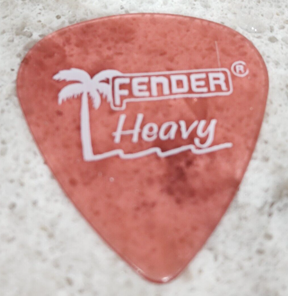 25 FENDER GUITAR PICKS - CALIFORNIA CLEAR 351 TYPE IN 