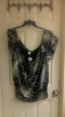 Judith Blouse, Women's Plus 2X, Peasent Banned Hem Black beige Lined sheer NWT 