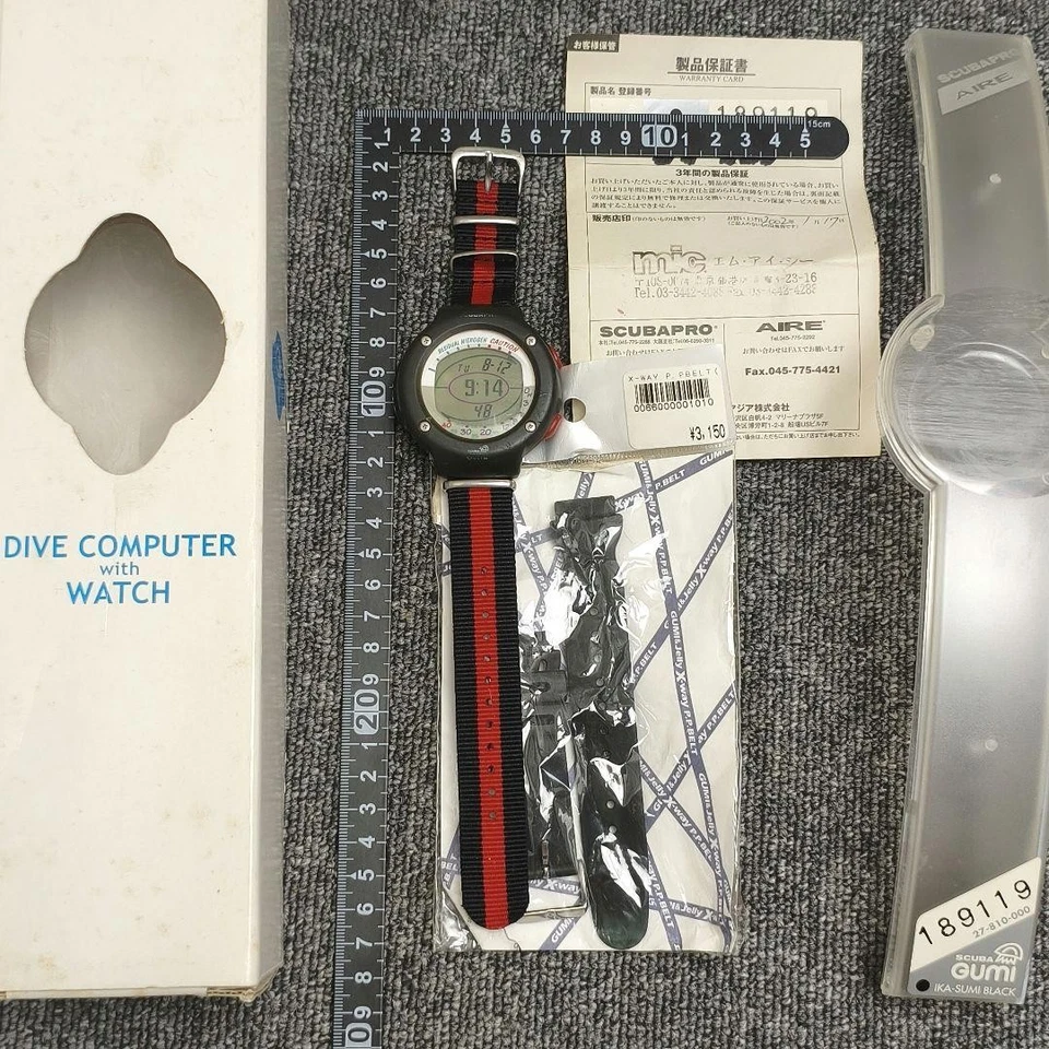 Computadora de buceo Scubapro correa negra/roja usada funcionando auténtico equipo de snorkel Foto 3 de 4