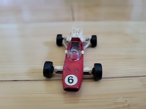 Vintage Schuco Ferrari Formel 2 Modell #840 Die Cast 1:66 scale Made in Germany - Picture 2 of 5