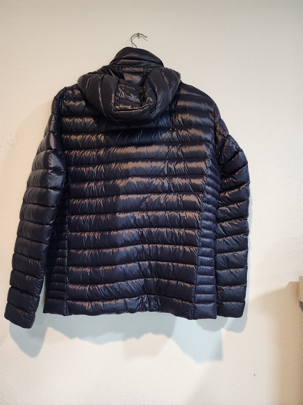 Calvin Klein Sz Medium Packable Lightweight Premi… - image 2