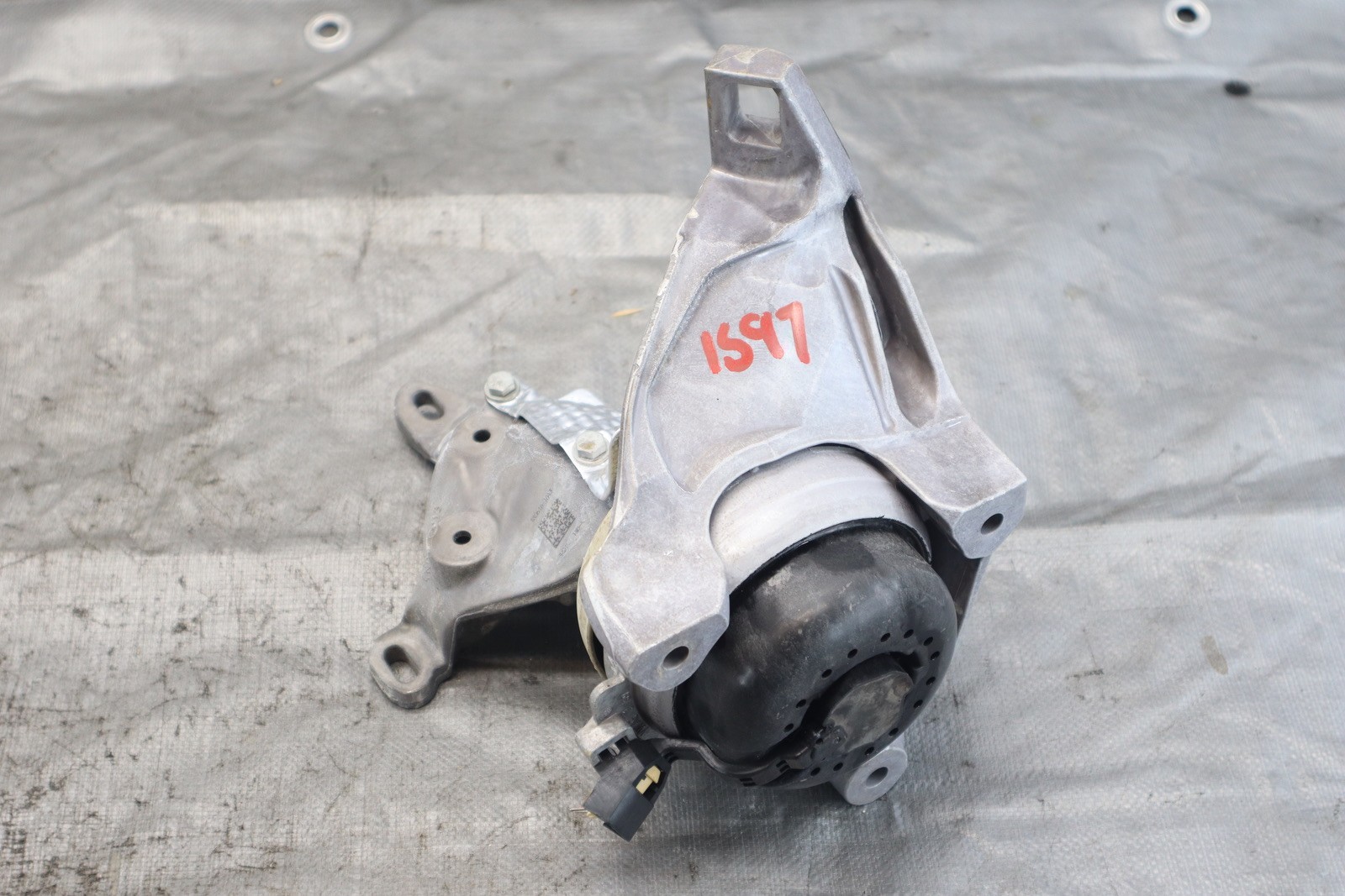2018 2019 LAMBORGHINI URUS 4.0L V8 OEM ENGINE POST MOTOR MOUNT ASSY
