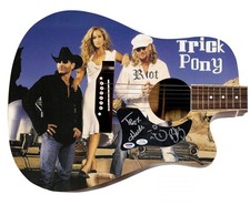 Trick Pony Signed 1:1 Signature Edition Graphics Photo Guitar ACOA PSA