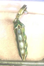  JUICY COUTURE SWEET PEA POD CHARM NIB - YJRU0765