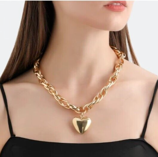 18K Gold plated Zara New Chunky love heart necklace large links