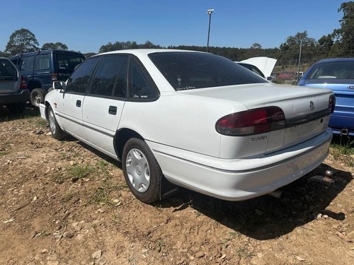 1997 Holden VS Commodore Steering Column Shroud VR Series I II 95-97 #B482 - Picture 9 of 12