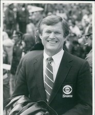 1983 Dick Vermeil National Football League Game Broadcast Commentator Photo 7x9