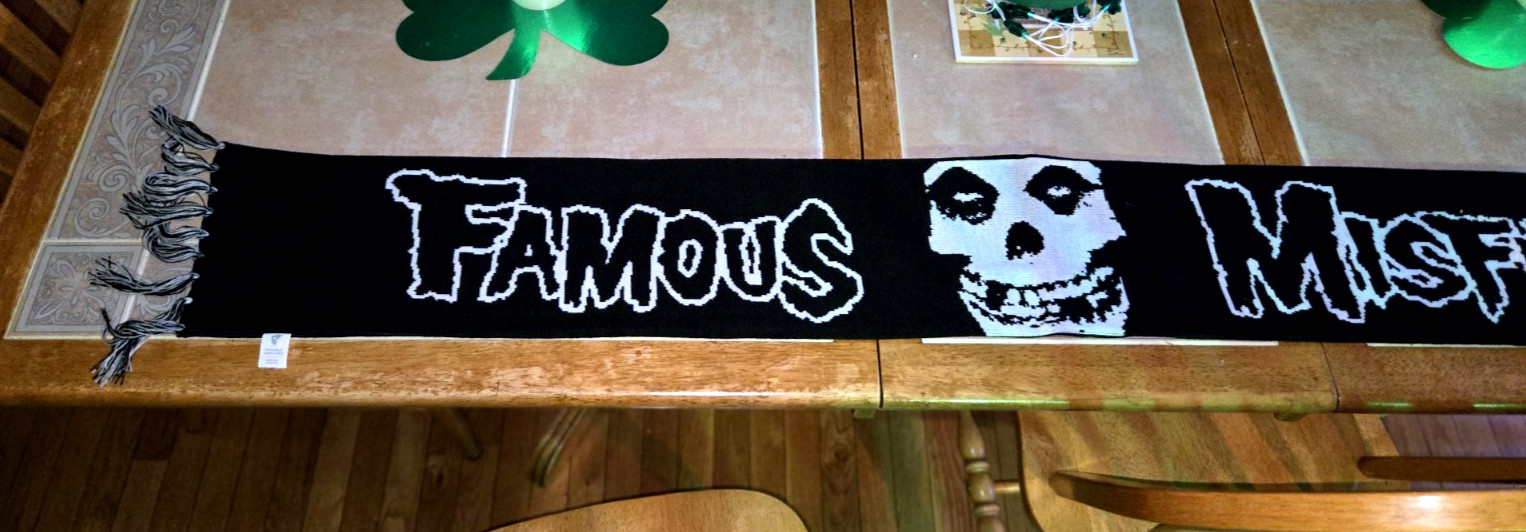 New With Tags Misfits Rare Famous Stars & Straps Bones Scarf Y2K image 2