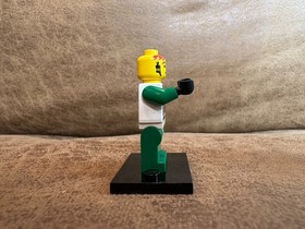 LEGO Space Police 2 Chief Minifigure Captain Magenta sp038 6813 6984 CMF Lot HTF