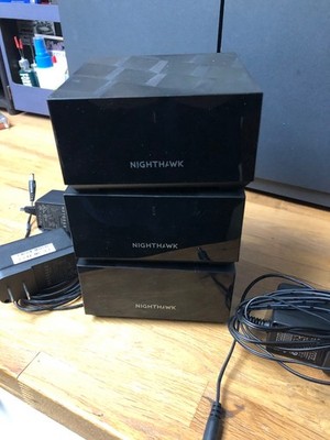 NIGHTHAWK Mesh WiFi 6 Router MR60 + 2 Satellite Meshs