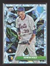 2025 Topps Chrome Cosmic Edwin Díaz #173 Nucleus Refractor