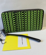 Marc Jacobs Monogram Wristlet Wallet S151L03FA22 in Grey/Fluo Green
