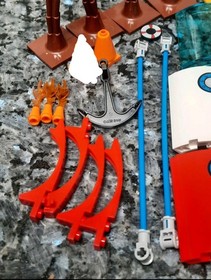 LEGO SpongeBob SquarePants: Mrs. Puff's Boating School (4982) - Parts & Pieces