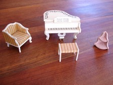 Lundby piano 1/4 de queue + siège + fauteuil + étagère d'angle