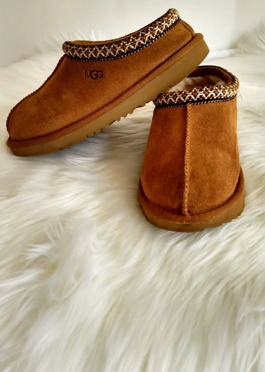 UGG Tasman Style Slip On Kids Size 3