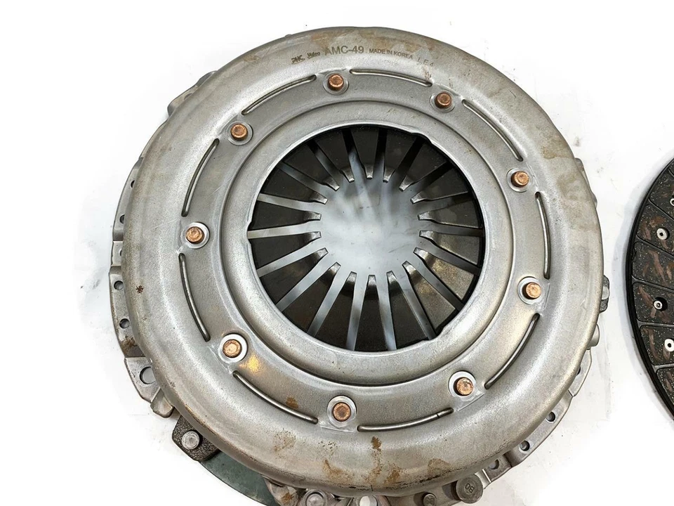 Kit de embrague Valeo AMC-49 Jeep Cherokee 4,0 L 1998-2014 6 cilindros nuevo envío rápido gratuito Foto 3 de 4