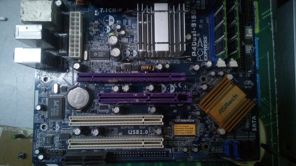 Placa base ASROCK P4Dual-915GL + cpu P4 2.66 ghz sock 478 + 2 Gb ddr400 AGP+PCIE - Imagen 4 de 4