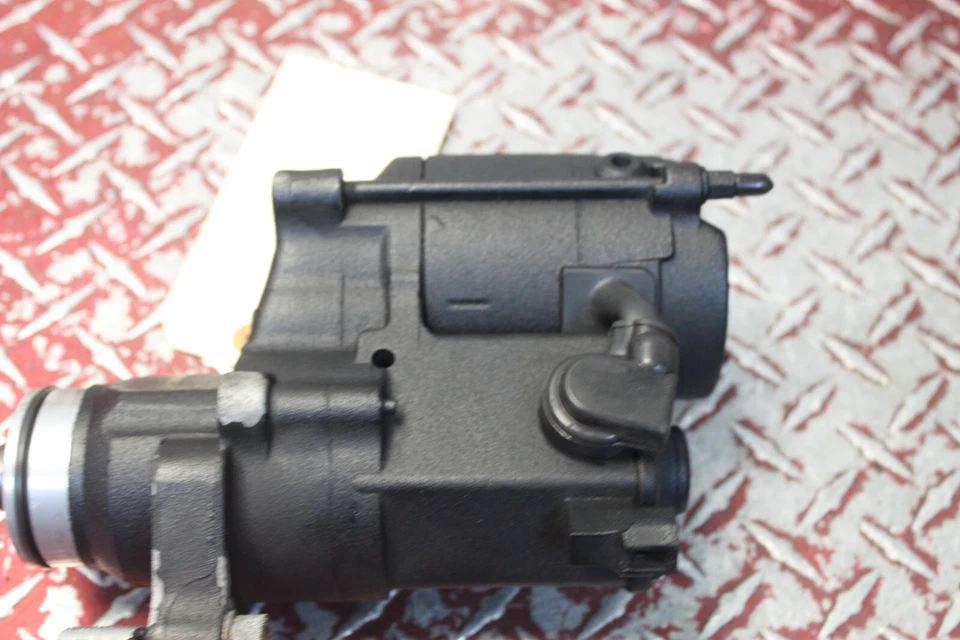 2014 Harley Davidson DYNA FAT BOB 原始设备制造商启动器和螺栓可安装 DFB9 — 第 2/4 张图片