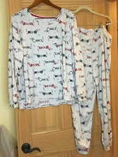 New Secret Treasures Womens Dog Puppy Shirt Jogger Pajama set Christmas M,XL