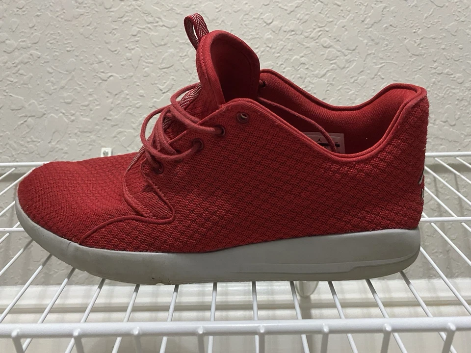 Jordan Eclipse Gimnasio Rojo Talla 12 Usado Foto 3 de 4