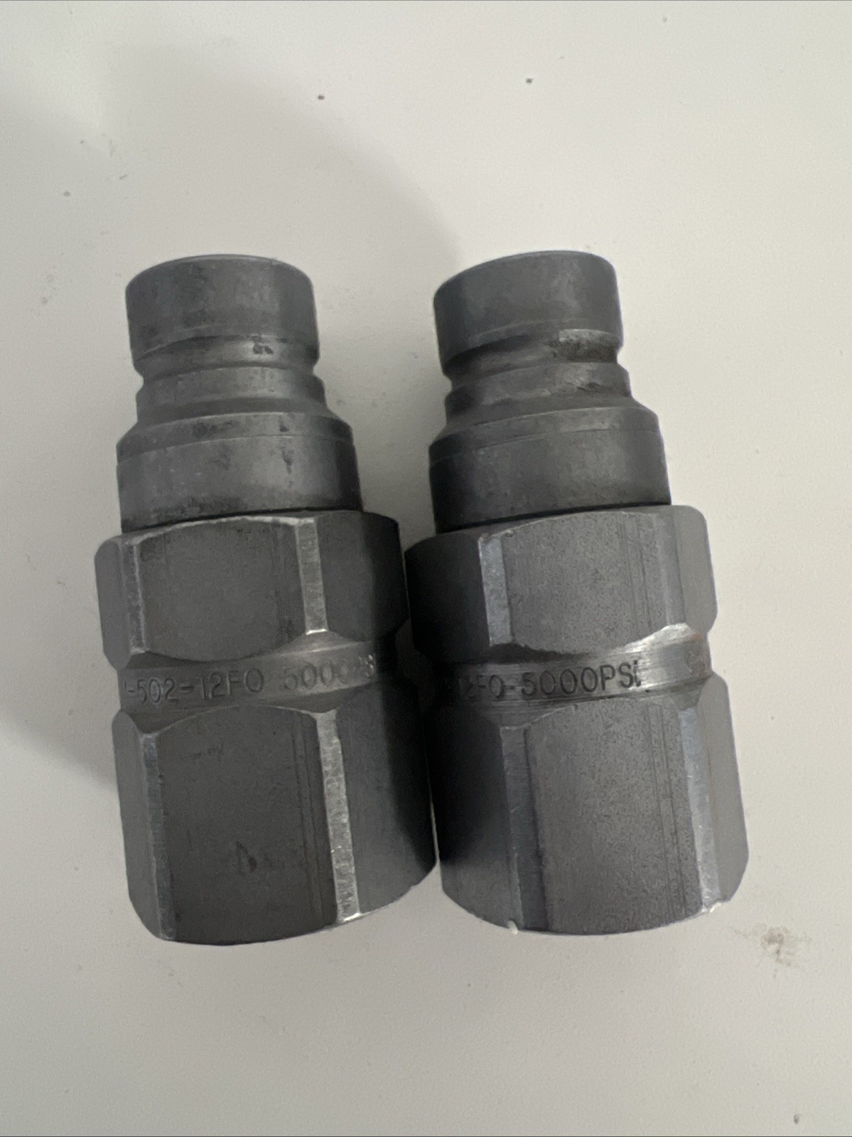 LOT 2 Parker FEM-502-12FO Hydraulic Quick Couoler Nipple Male Flat Face 5000 PSI