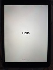 Apple iPad 7th Generation A2200 128 GB, Wi-Fi  4G, 10.2 in -plus Cellular