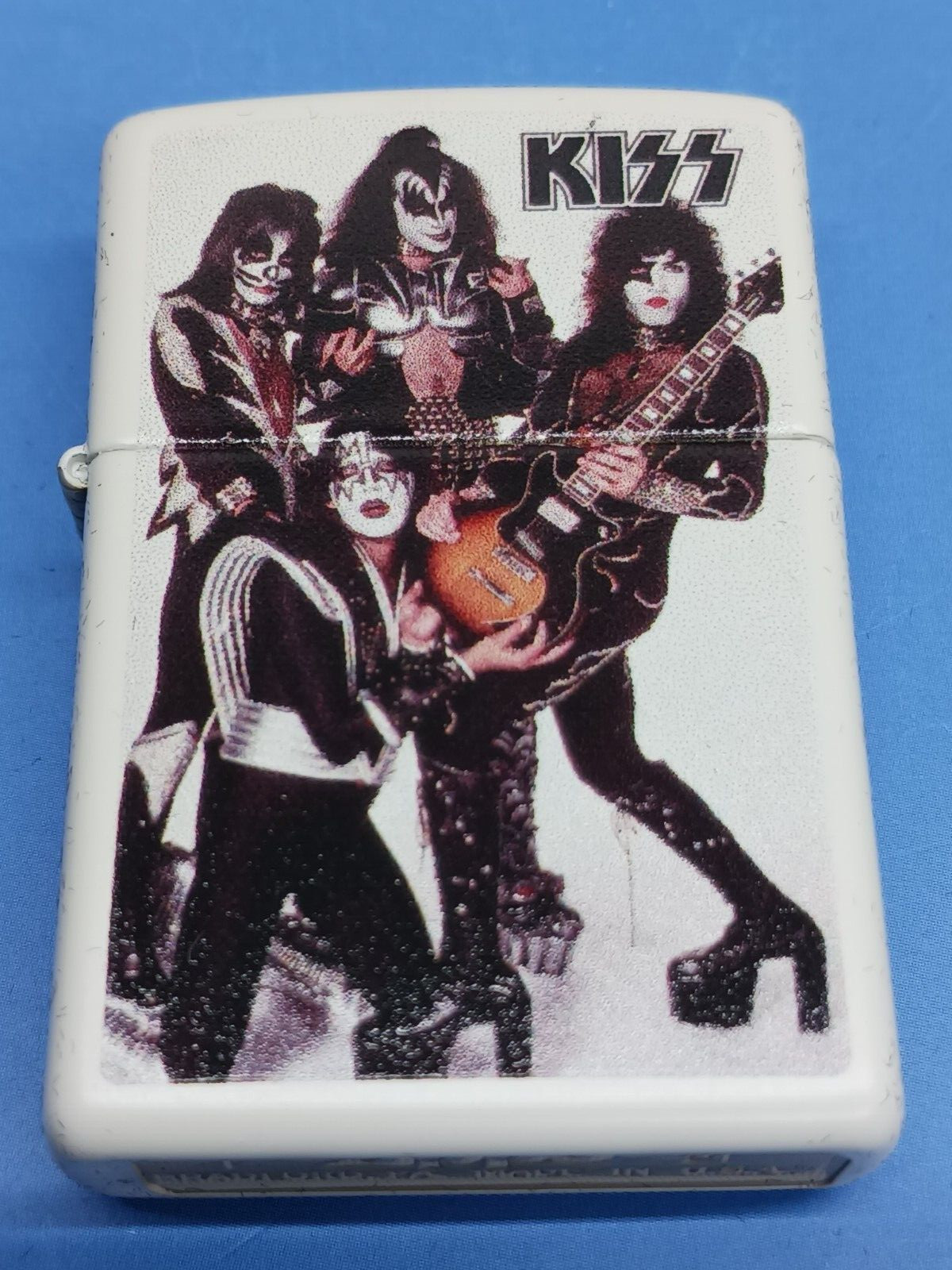 Zippo 49017 Kiss White Matte