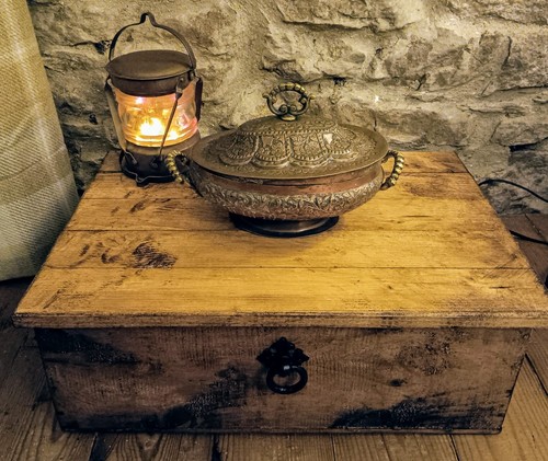 Vintage Wooden Storage Chest - Picture 5 of 12