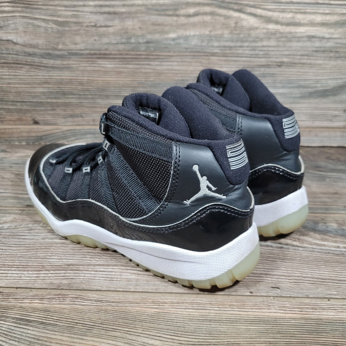 Nike Air Jordan 11 Retro Jubilee 25th Anniversary Kids PS Size 3Y