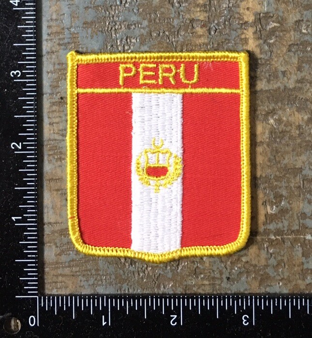 Vintage PERU Country National Flag Travel Souvenir Embroidered Patch 1970s Twill